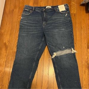Abercrombie the 90s straight jeans size 35 with tags never worn NWT